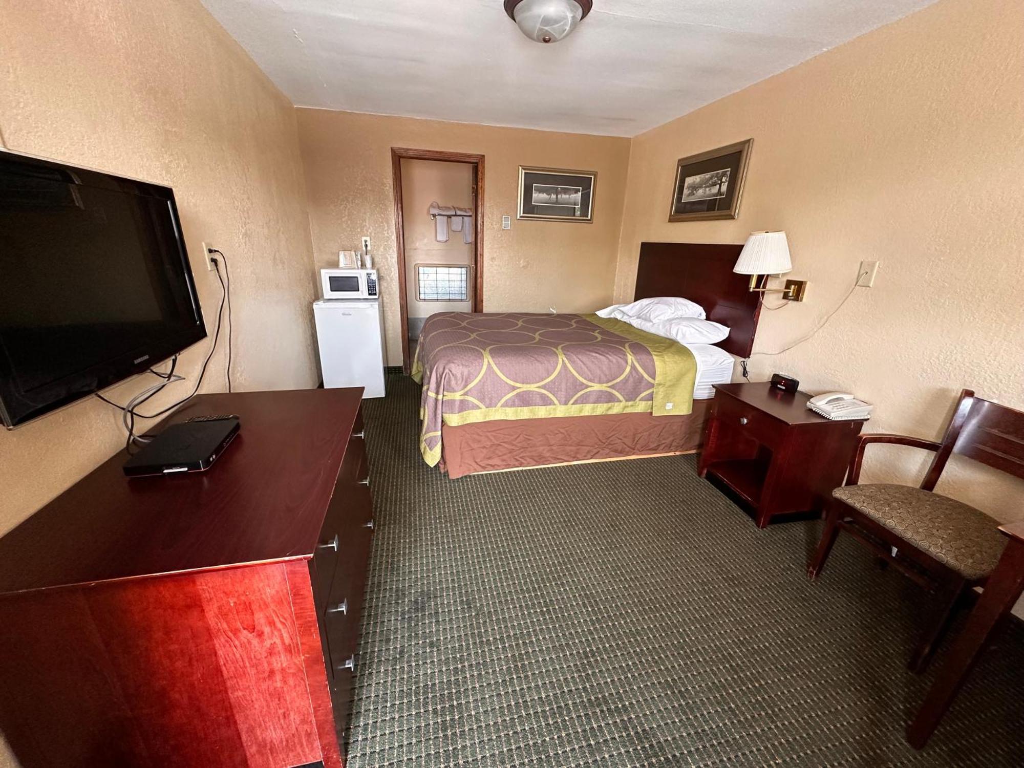 Budget Inn Jefferson City Exterior photo